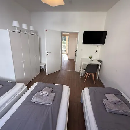 Bege Easyliving Apartment *