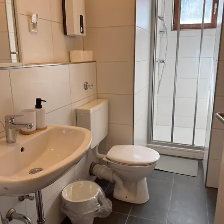 Bege Easyliving Apartment Essen